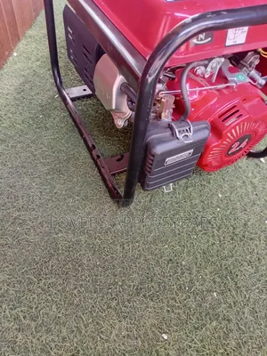 Durable Petrol-Powered Generator Honda 2500W Generator