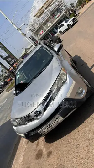 Toyota RAV4 2015 Silver