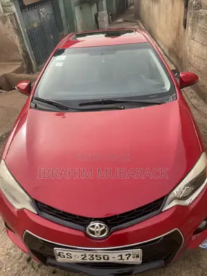 Toyota Corolla S w/Special Edition Pkg (1.8L 4cyl CVT) 2016 Red