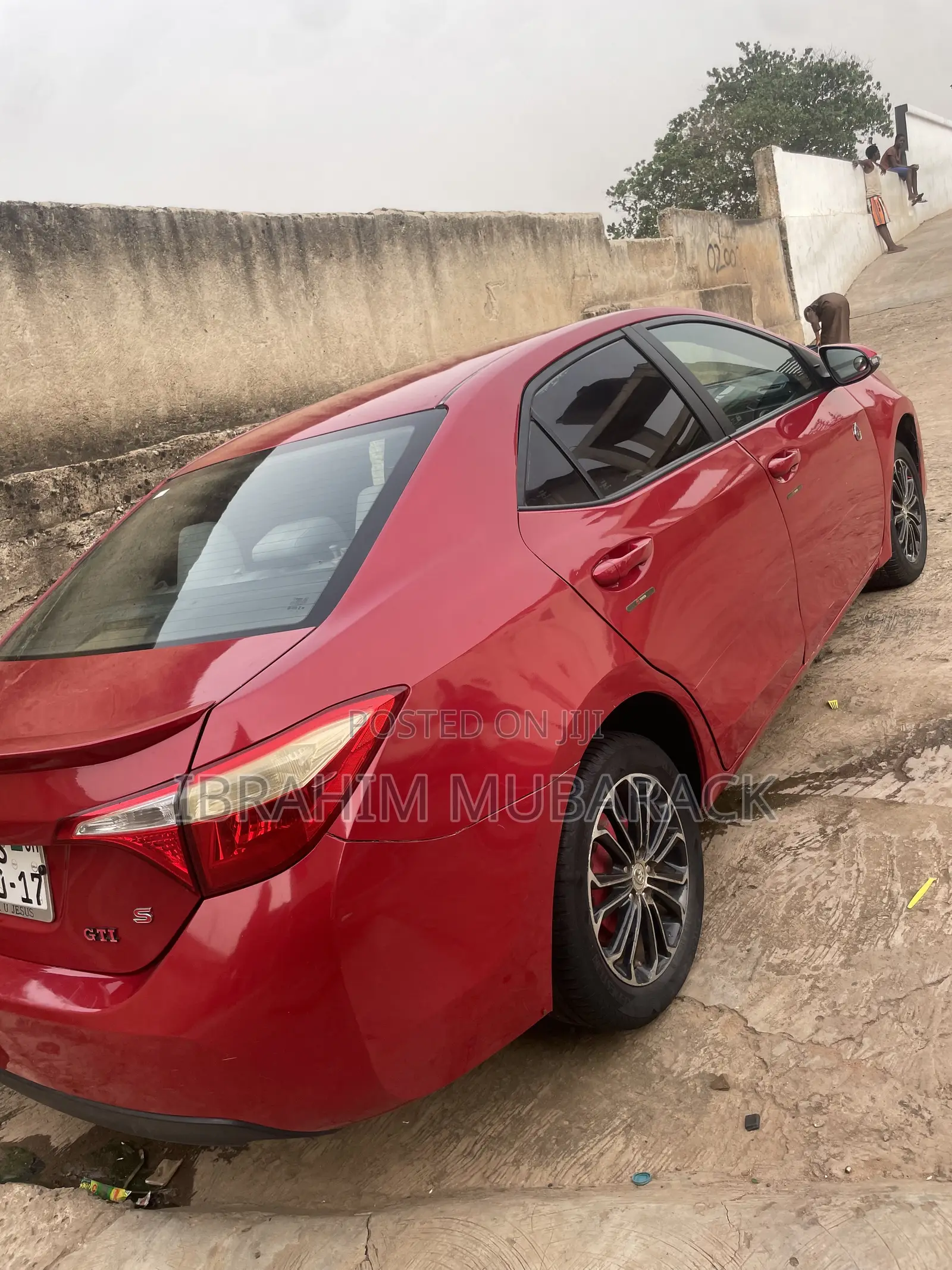 Toyota Corolla S w/Special Edition Pkg (1.8L 4cyl CVT) 2016 Red