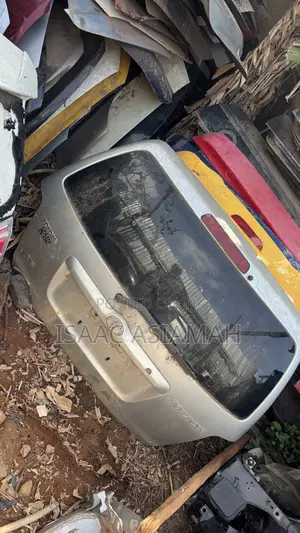 Toyota Highlander 2002,2003,2004,2005,2006,2007,2008 Boot / Tailgate