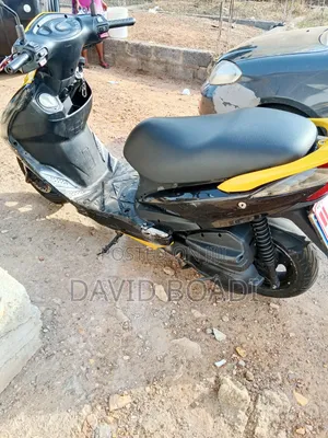 SYM Jet 2024 Yellow