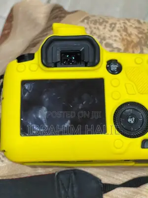 Canon 6D in Good Condition for Sale