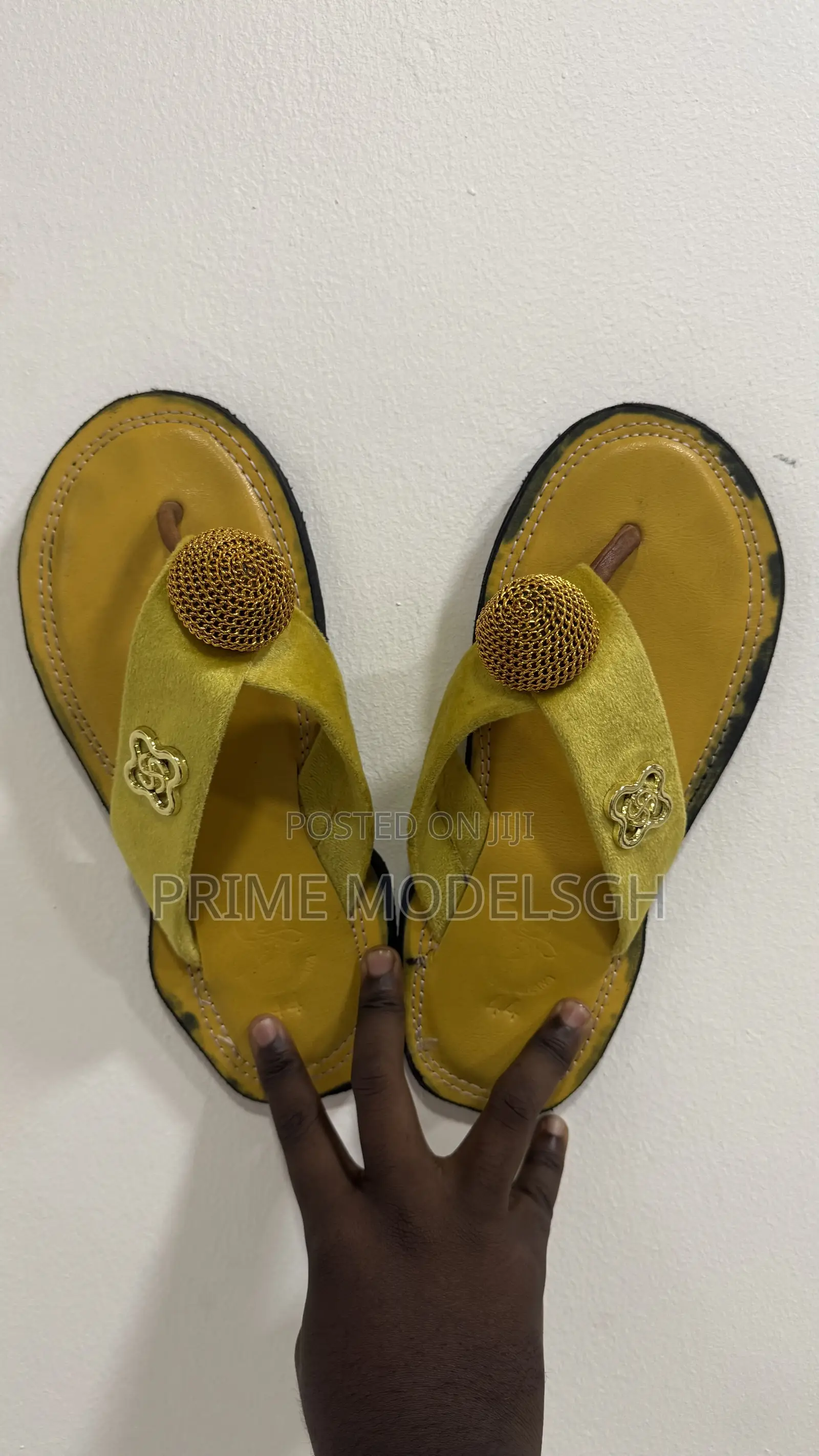 Ahenema Slippers