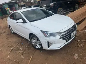 Hyundai Elantra 2020 White