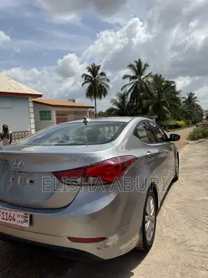 Hyundai Elantra SE Sedan FWD (1.8L 4cyl 6A) 2016 Silver