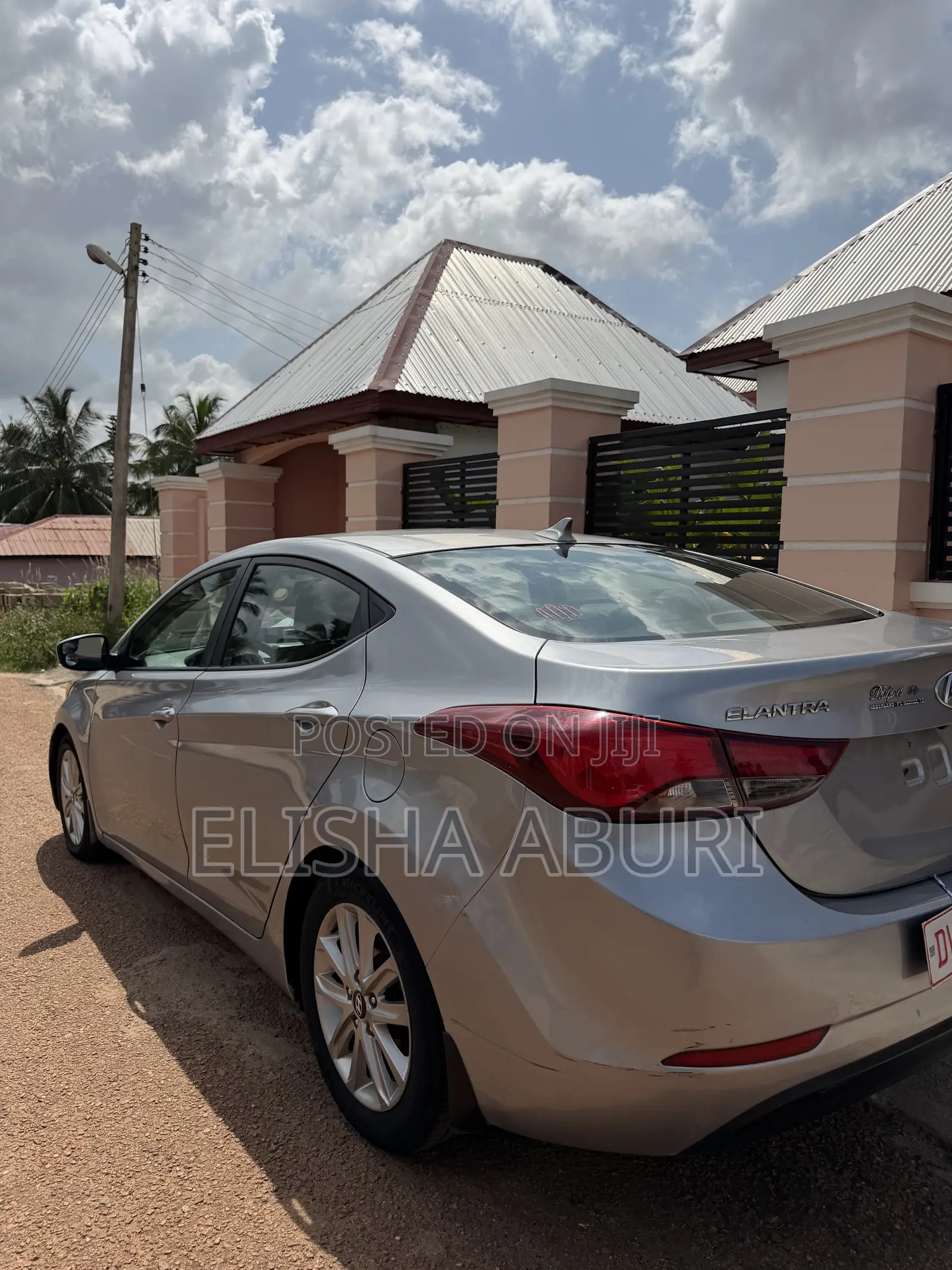 Hyundai Elantra SE Sedan FWD (1.8L 4cyl 6A) 2016 Silver