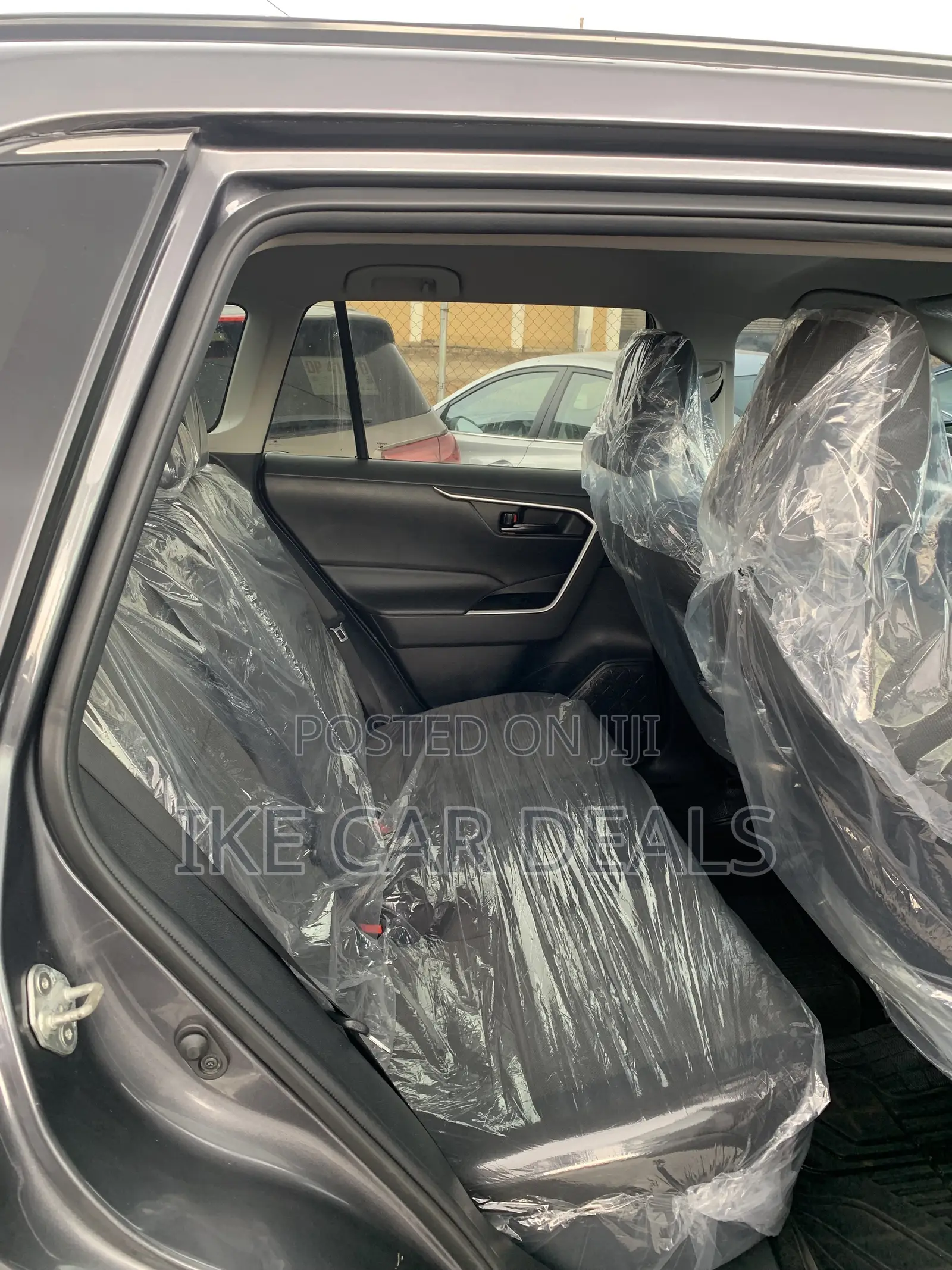 Toyota RAV4 LE 2022 Gray