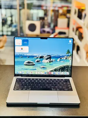 Laptop Apple MacBook Pro 2021 M1 Max 64GB Apple M1 Max SSD 1T