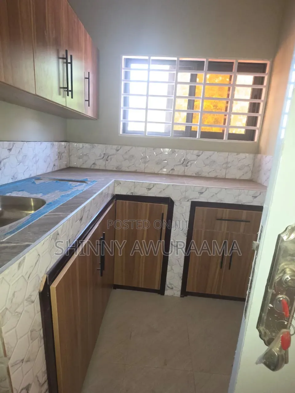 2bdrm Apartment in School Junction for rent