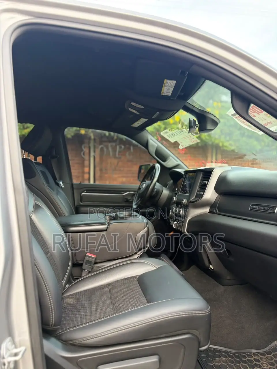 Dodge RAM 1500 5.7 Petrol AWD 2021 Silver