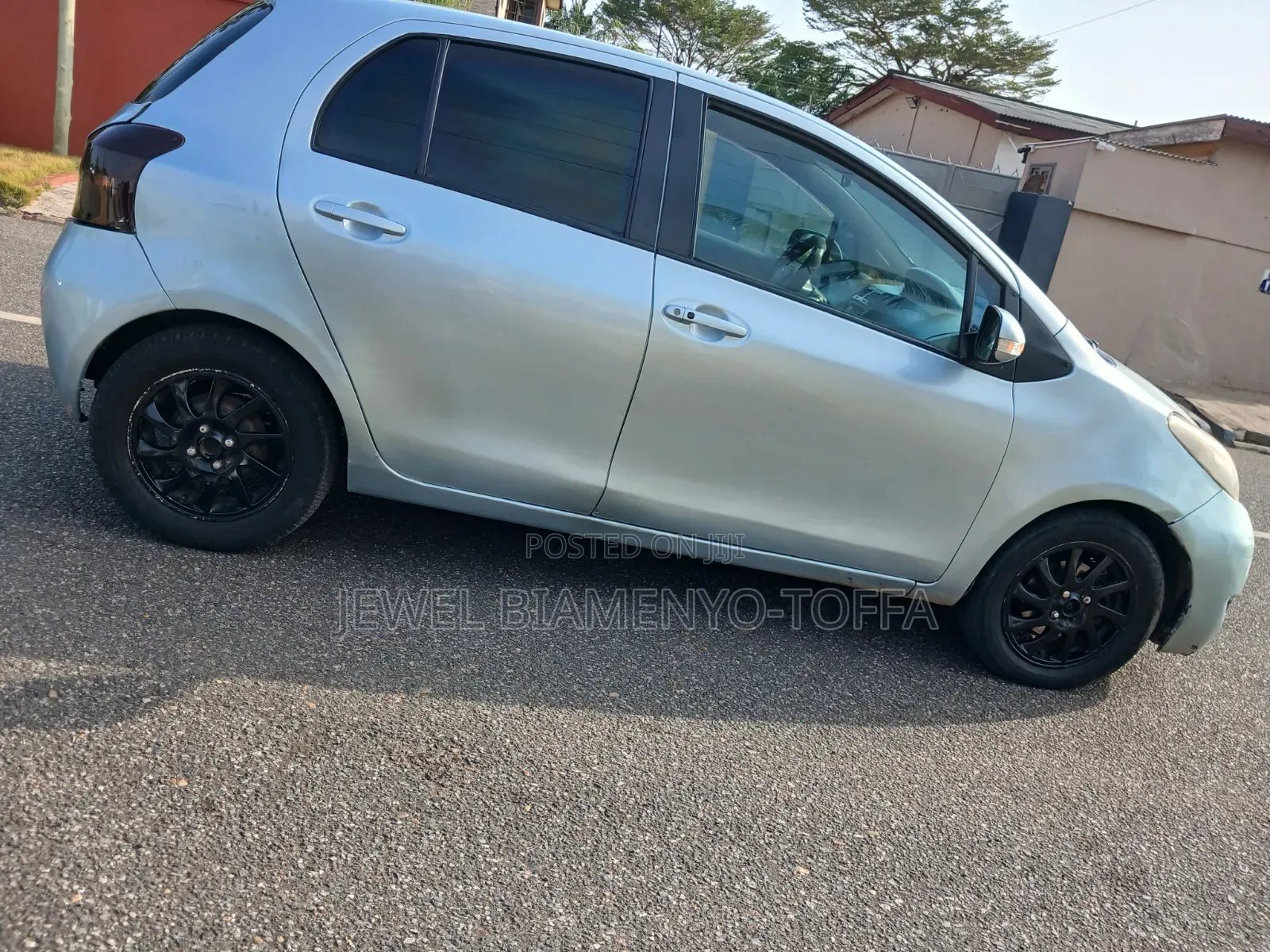 Toyota Vitz 1.0 FWD 3dr 2009 Silver