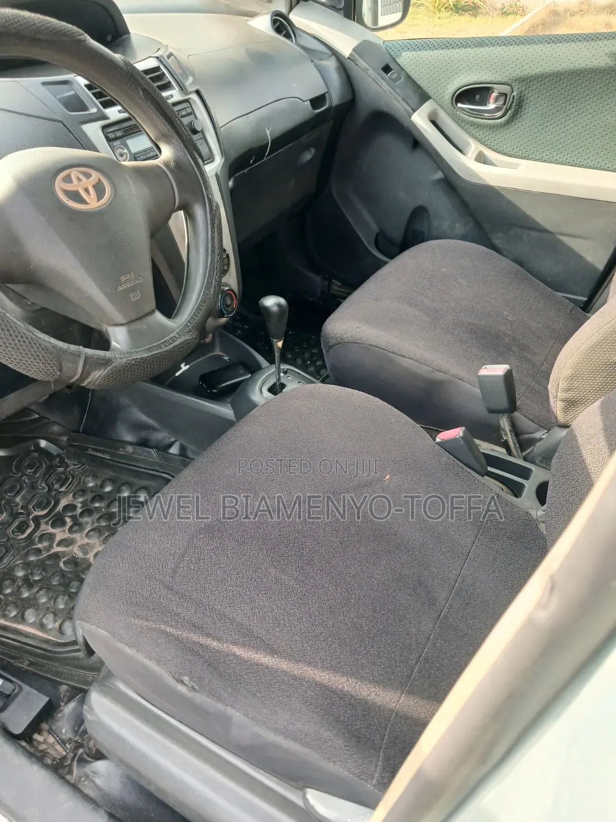 Toyota Vitz 1.0 FWD 3dr 2009 Silver
