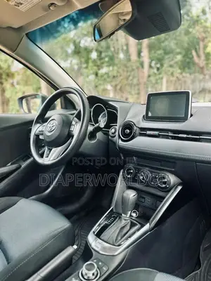 Toyota Yaris iA 1.5 FWD 2016 Silver