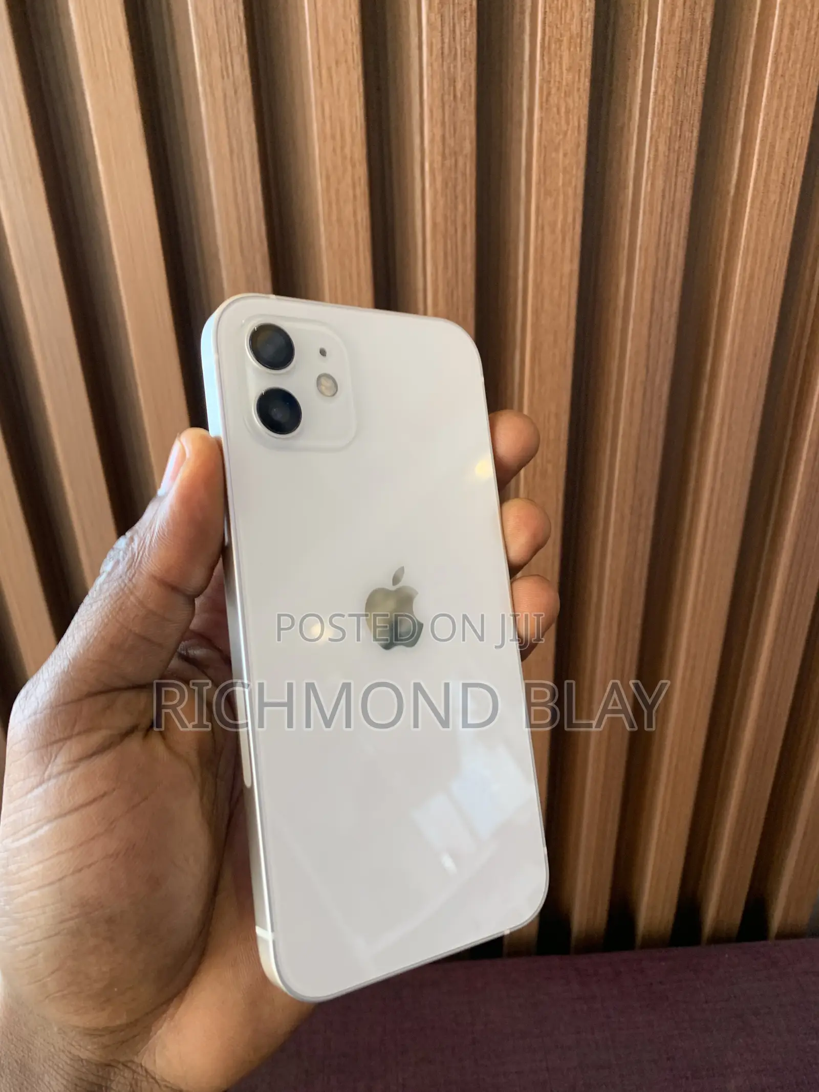 Apple iPhone 12 64 GB Gray