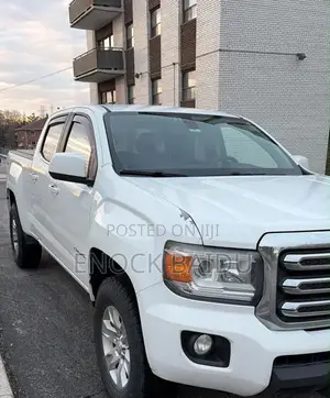 GMC Canyon SLT 4dr Crew Cab SB (2.5L 4cyl 6A) 2015 White