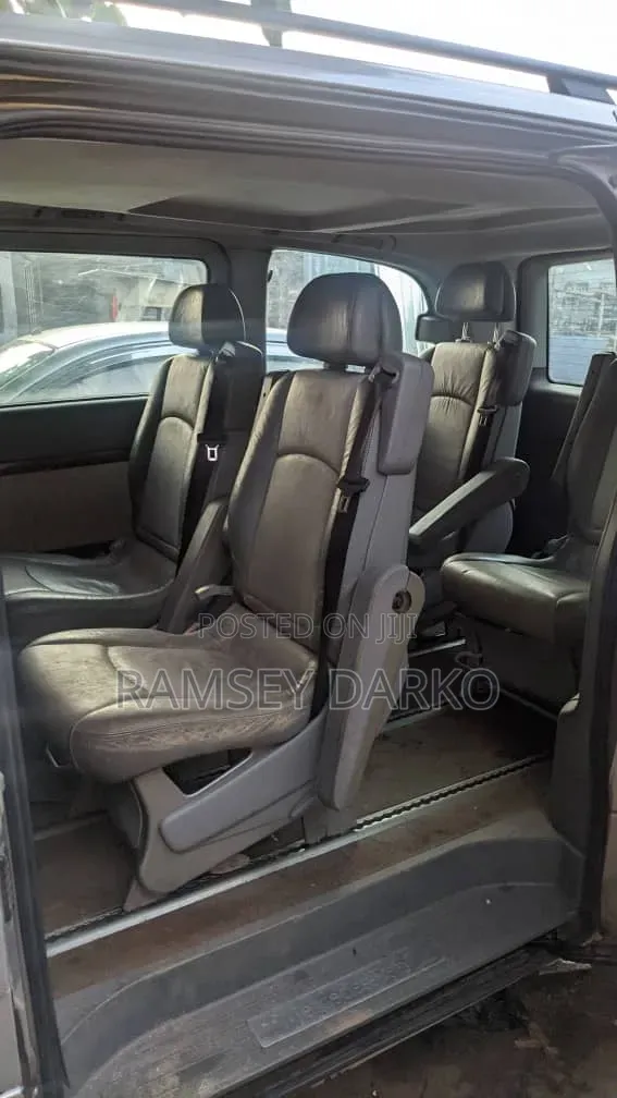 Mercedes-Benz Vito 2011 Grey