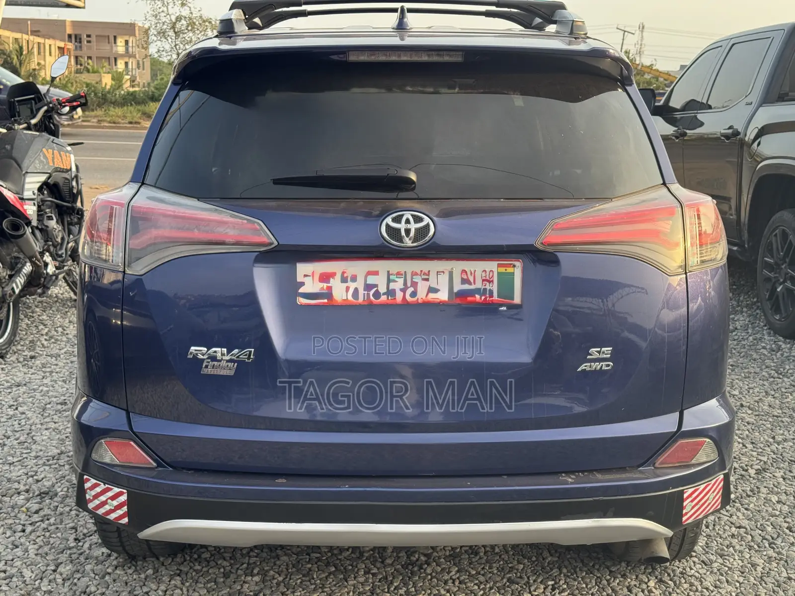 Toyota RAV4 2016 Blue