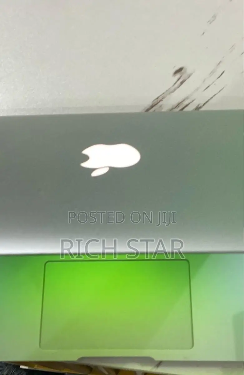 Laptop Apple MacBook Air 8GB Intel Core i5 SSD 128GB
