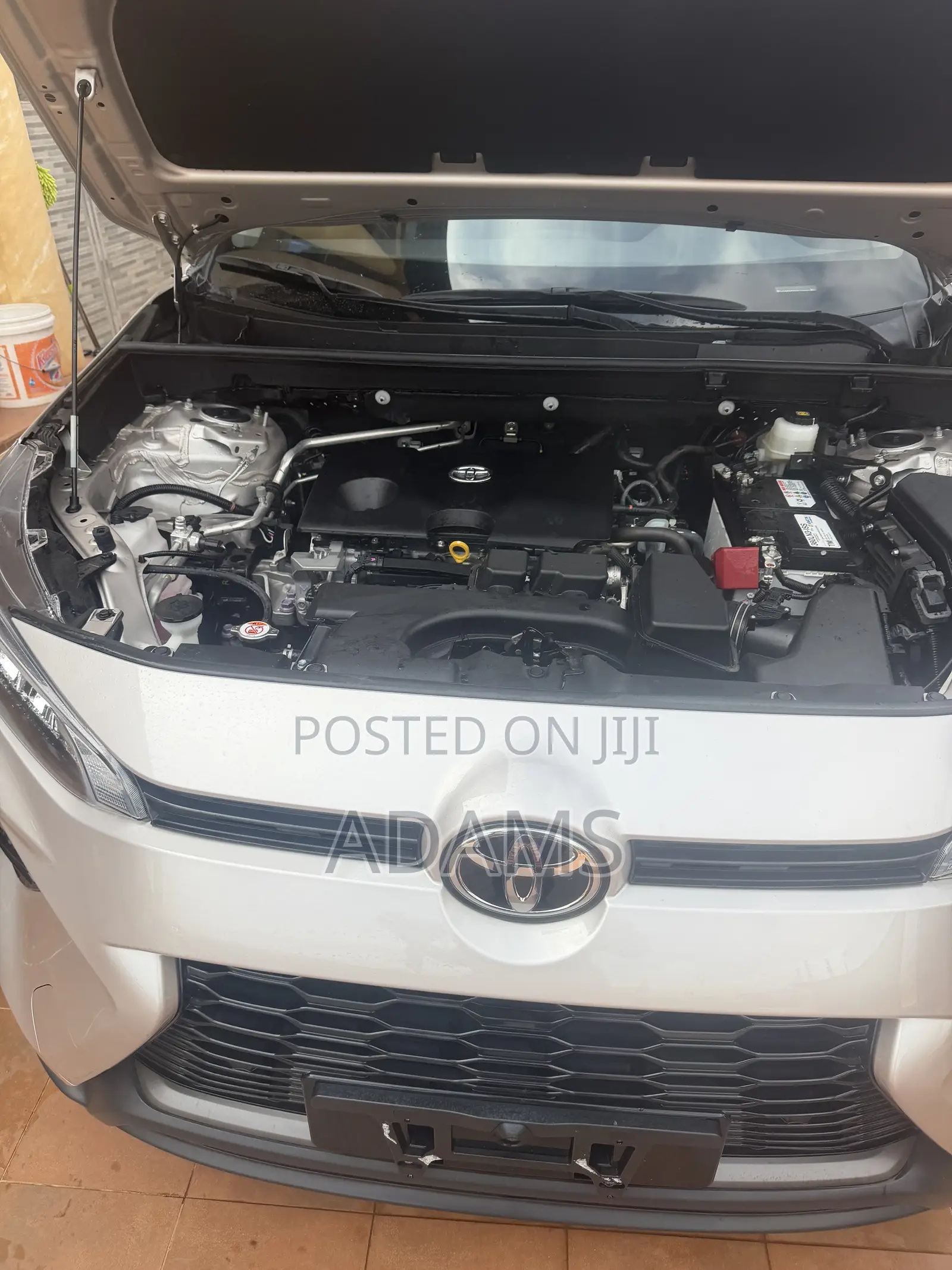 New Toyota RAV4 Limited 2025 Pearl