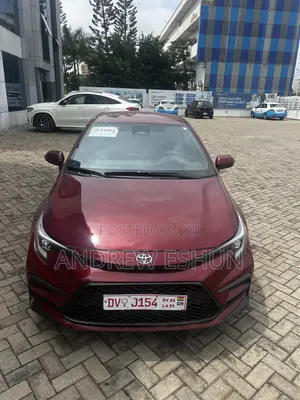 Toyota Corolla SE 2024 Maroon