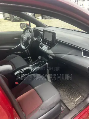 Toyota Corolla SE 2024 Maroon