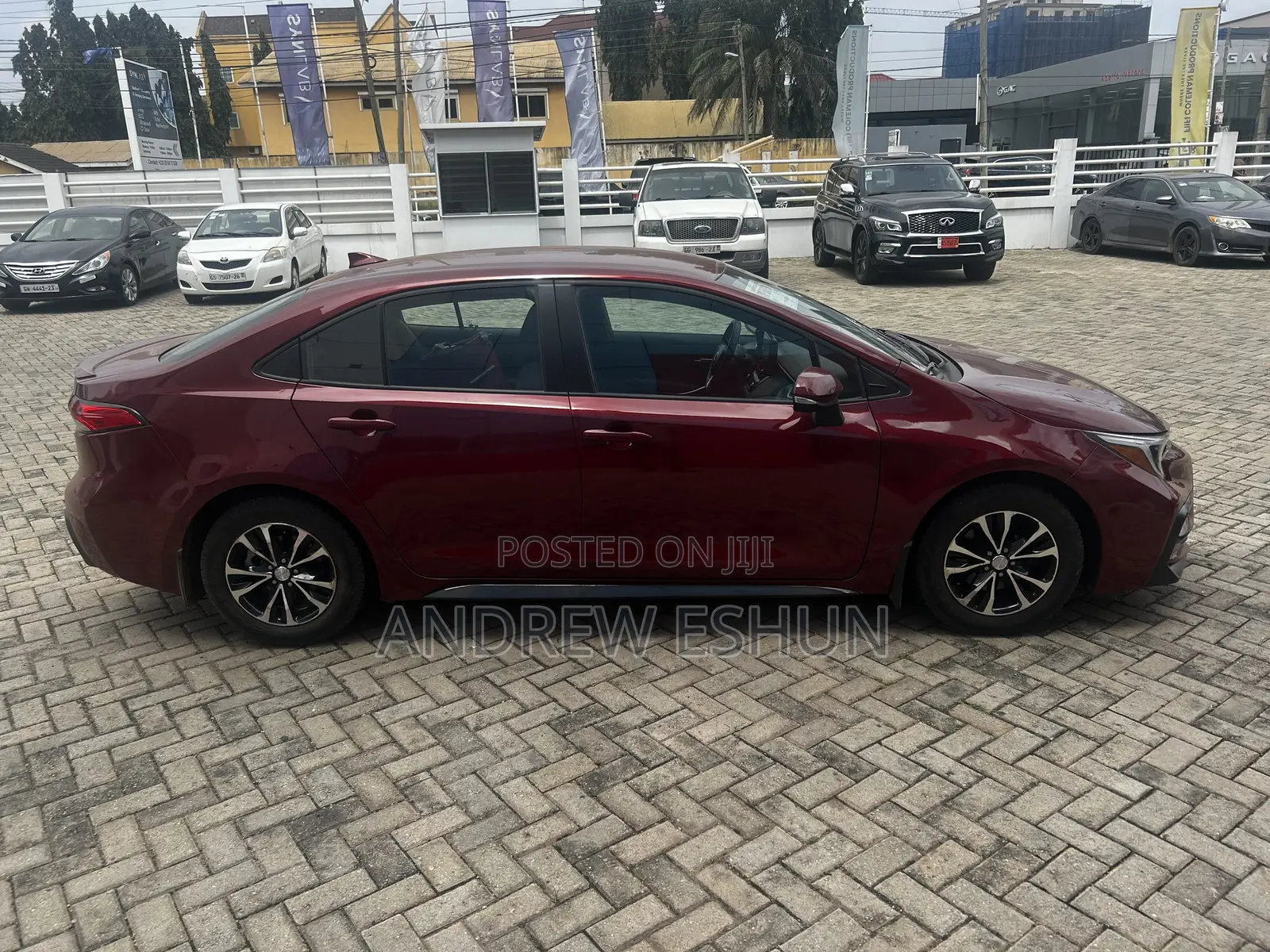 Toyota Corolla SE 2024 Maroon