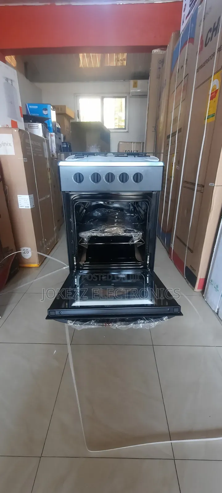 Midea Four Burner With Oven