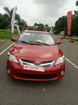 Toyota Corolla S 4dr Sedan (1.8L 4cyl CVT) 2014 Red