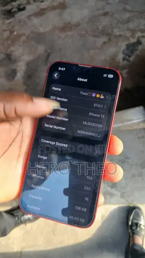 Apple iPhone 13 128 GB Red
