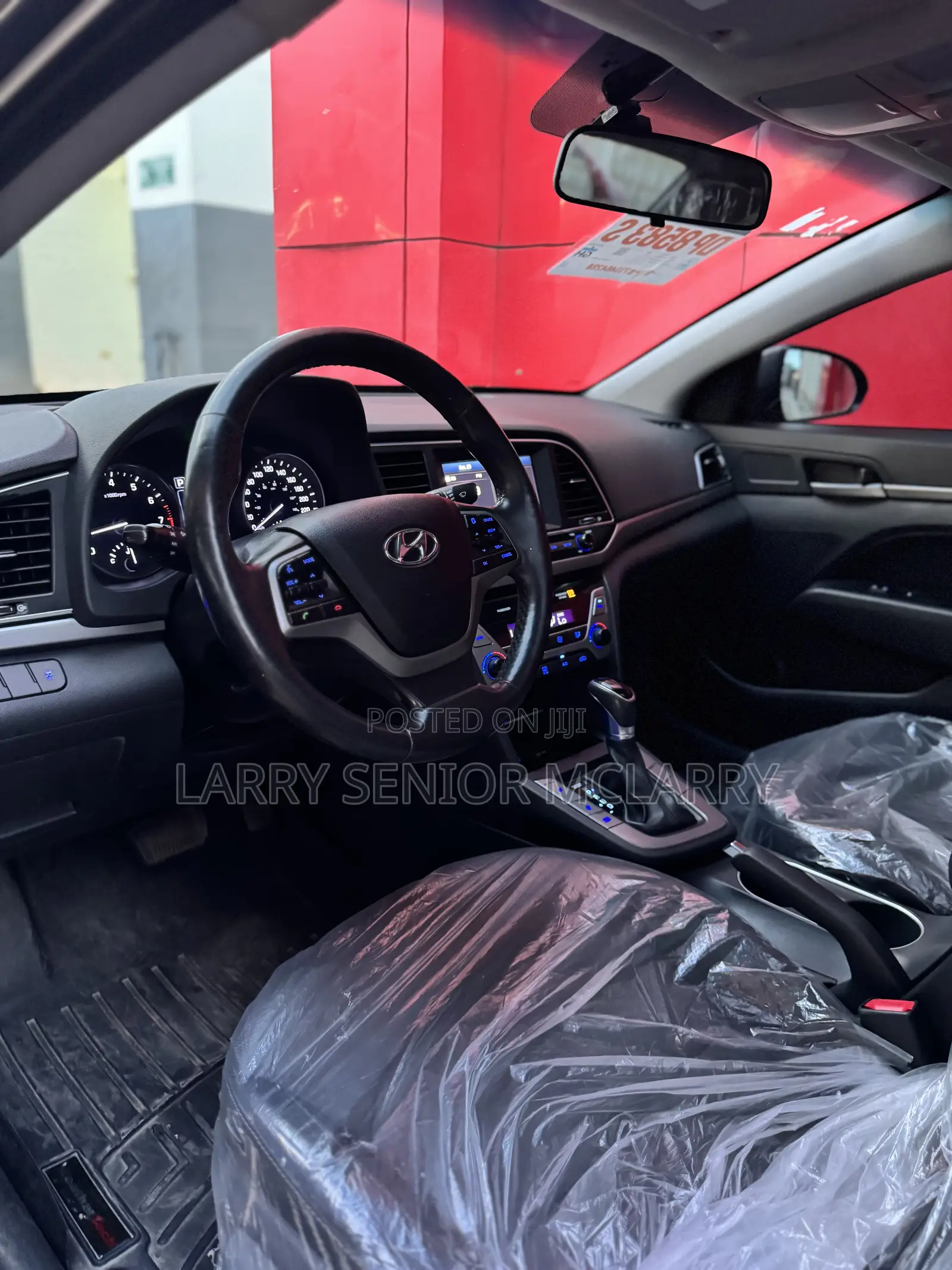 Hyundai Elantra Limited Sedan FWD (2.0L 4cyl 6A) 2017 Gray