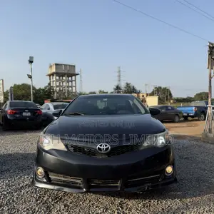 Toyota Camry XLE 4dr Sedan (2.5L 4cyl 6A) 2014 Black