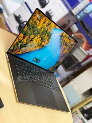 Laptop Dell XPS 15 32GB Intel Core i3 SSD 512GB