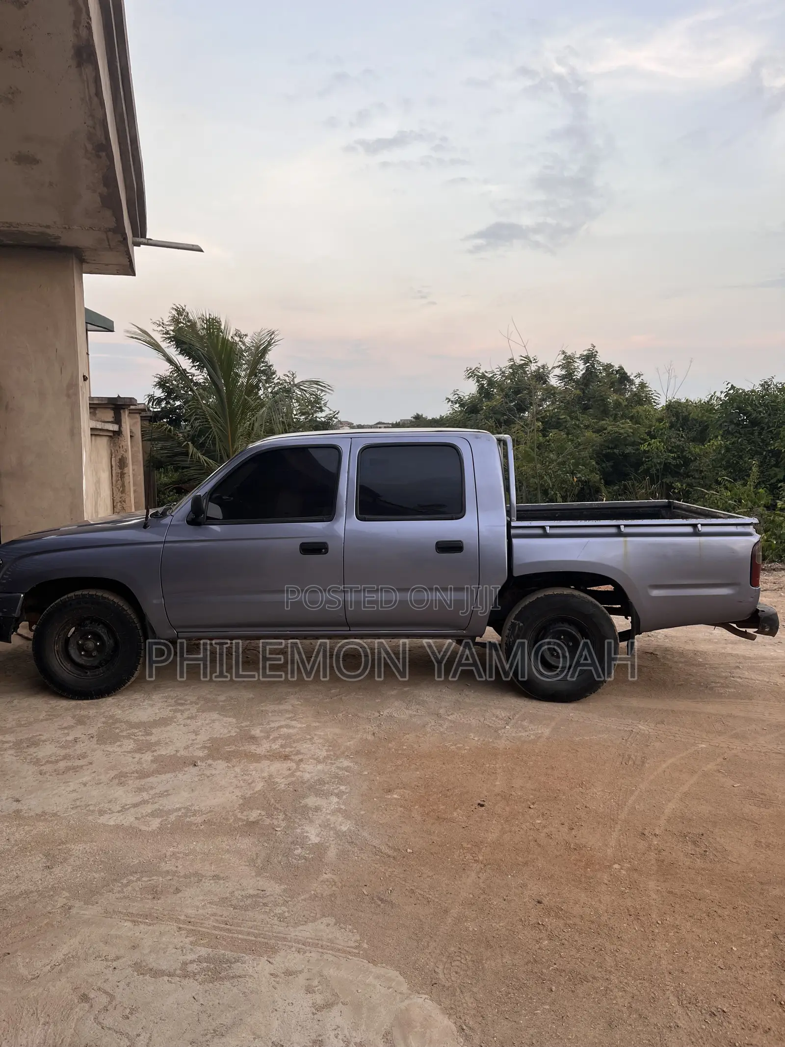Toyota Hilux 2.5 Cab 2005 Gray