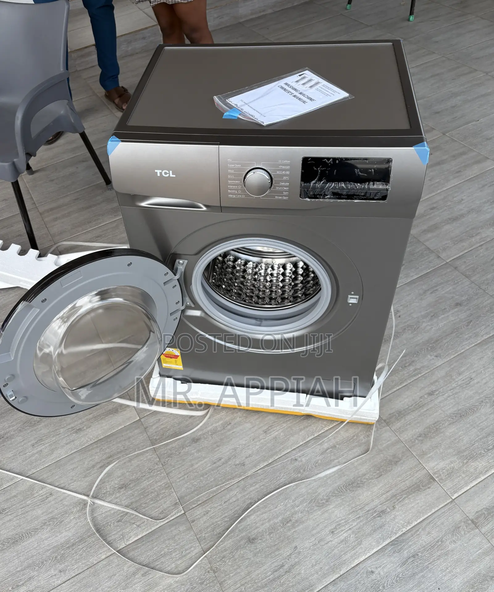 Powerful Washing TCL 10.5kg Front Load Washing Machine 