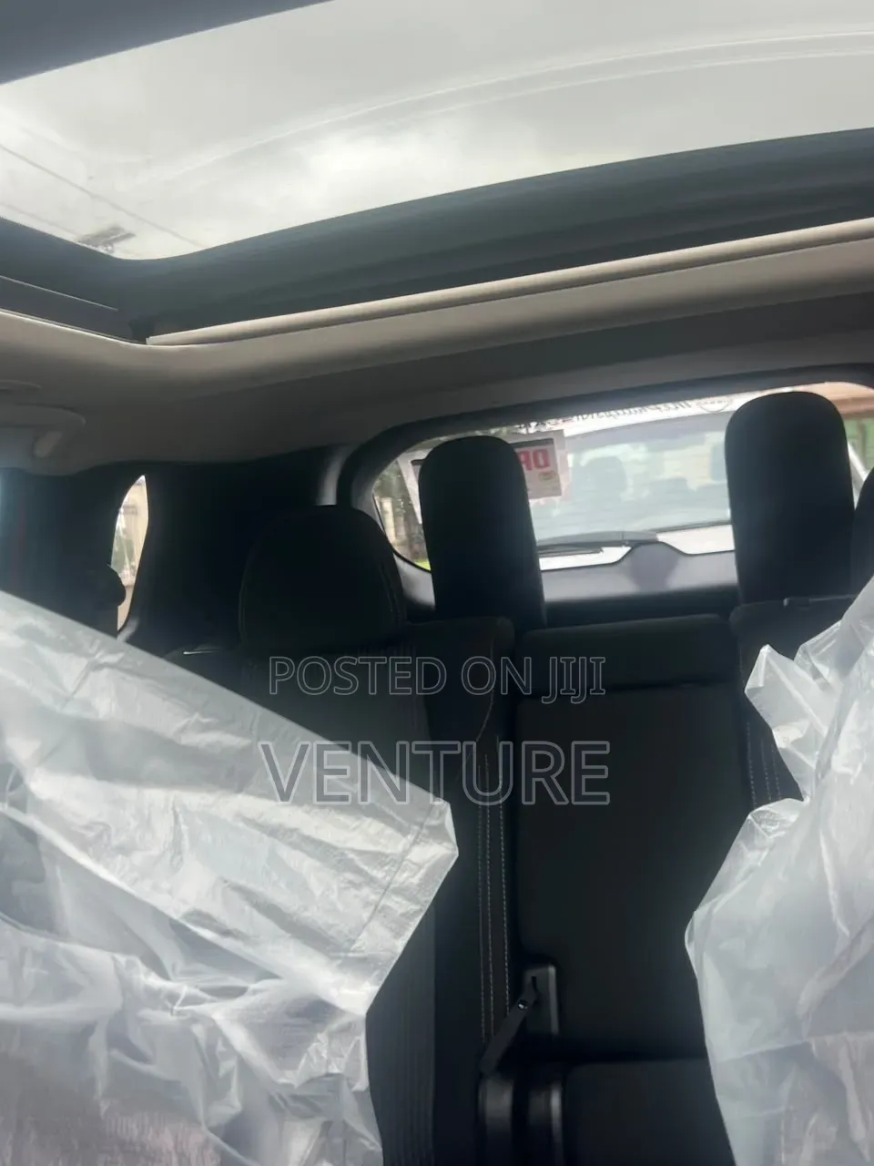 Mitsubishi Outlander 2022 Red