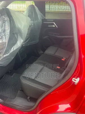 Mitsubishi Outlander 2022 Red