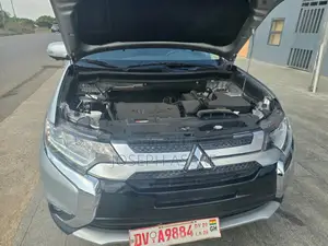 Mitsubishi Outlander SE AWC 2019
