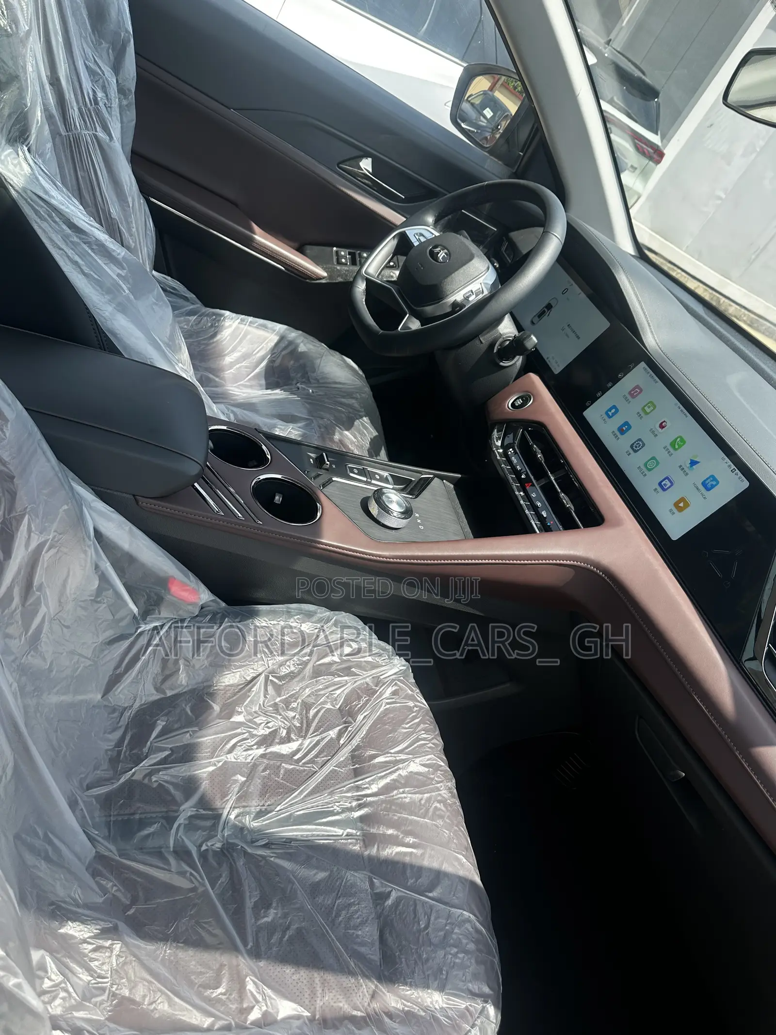 New JAC T8 2025 Black
