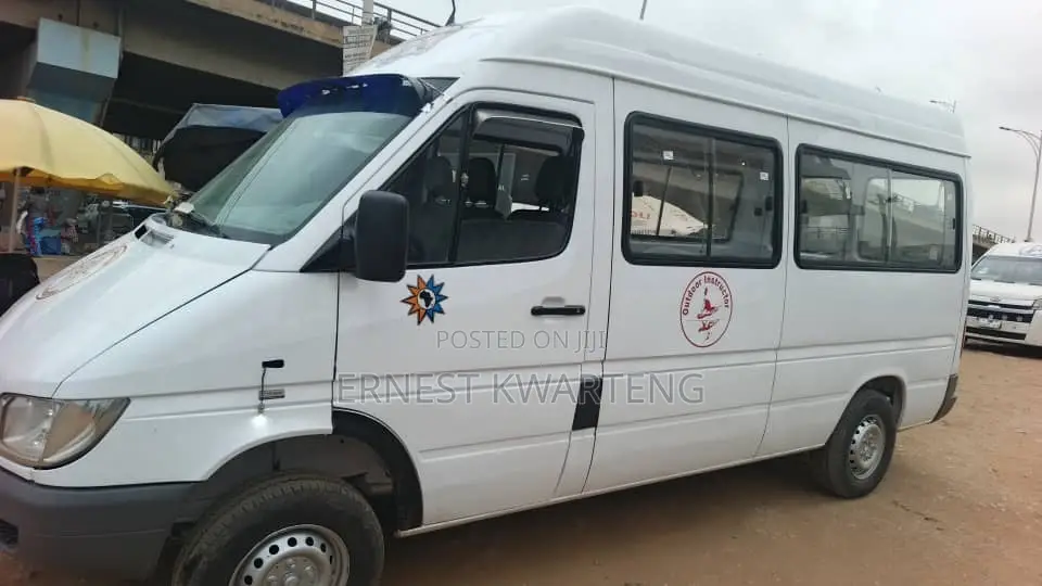Mercedes-Benz Sprinter 2006 White
