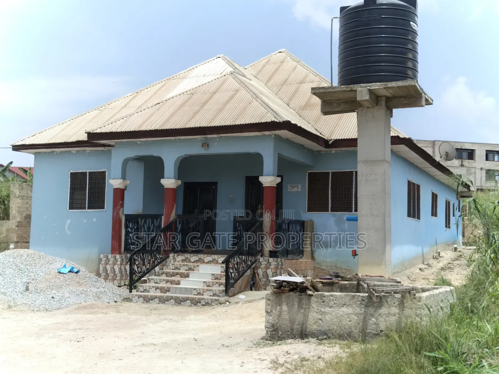 4bdrm House in Aputuogya, Kumasi Metropolitan for sale
