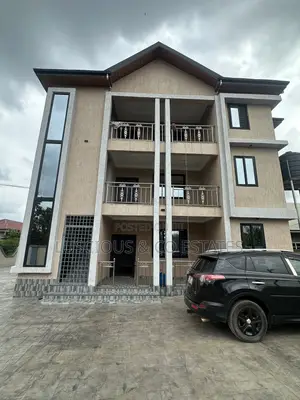 6bdrm House in New-Juaben Municipal for sale