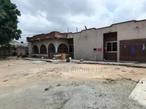 6bdrm House in Kenyasi Bosore, Kumasi Metropolitan for sale