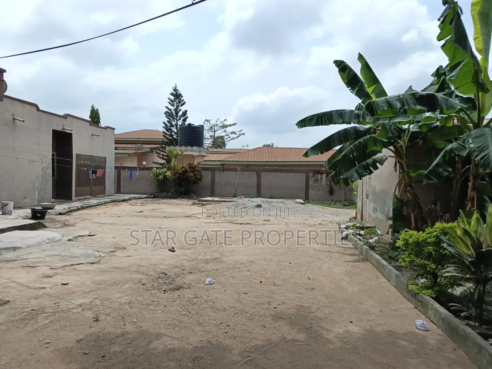 6bdrm House in Kenyasi Bosore, Kumasi Metropolitan for sale