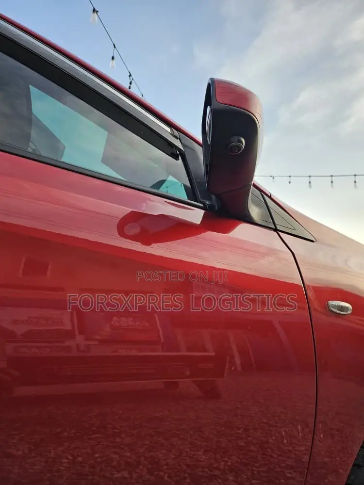 Toyota Yaris SE Hatchback 5dr 2016 Red