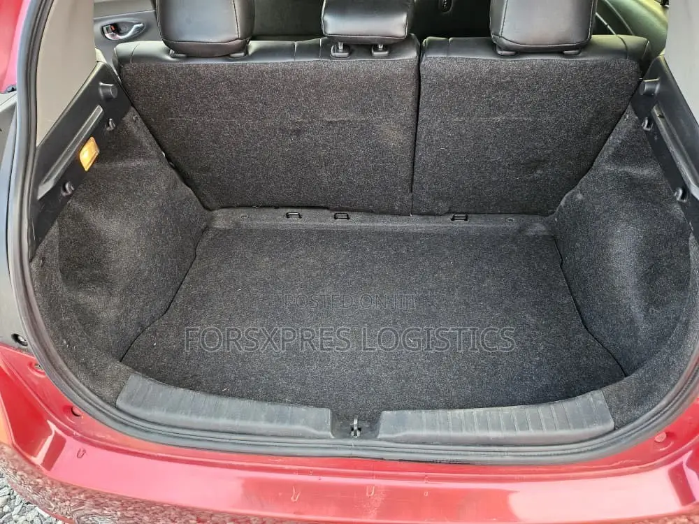 Toyota Yaris SE Hatchback 5dr 2016 Red