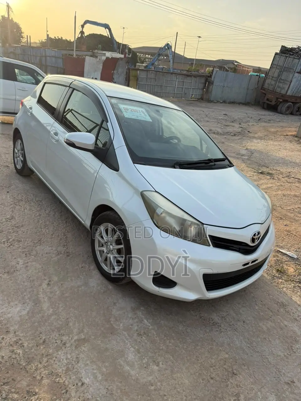 Toyota Vitz 2013 White