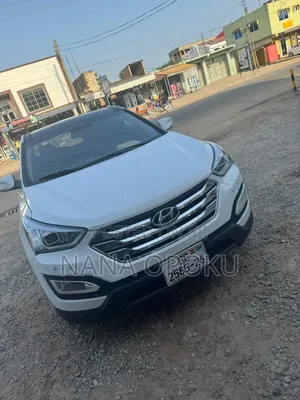 Hyundai Santa Fe 2016 White