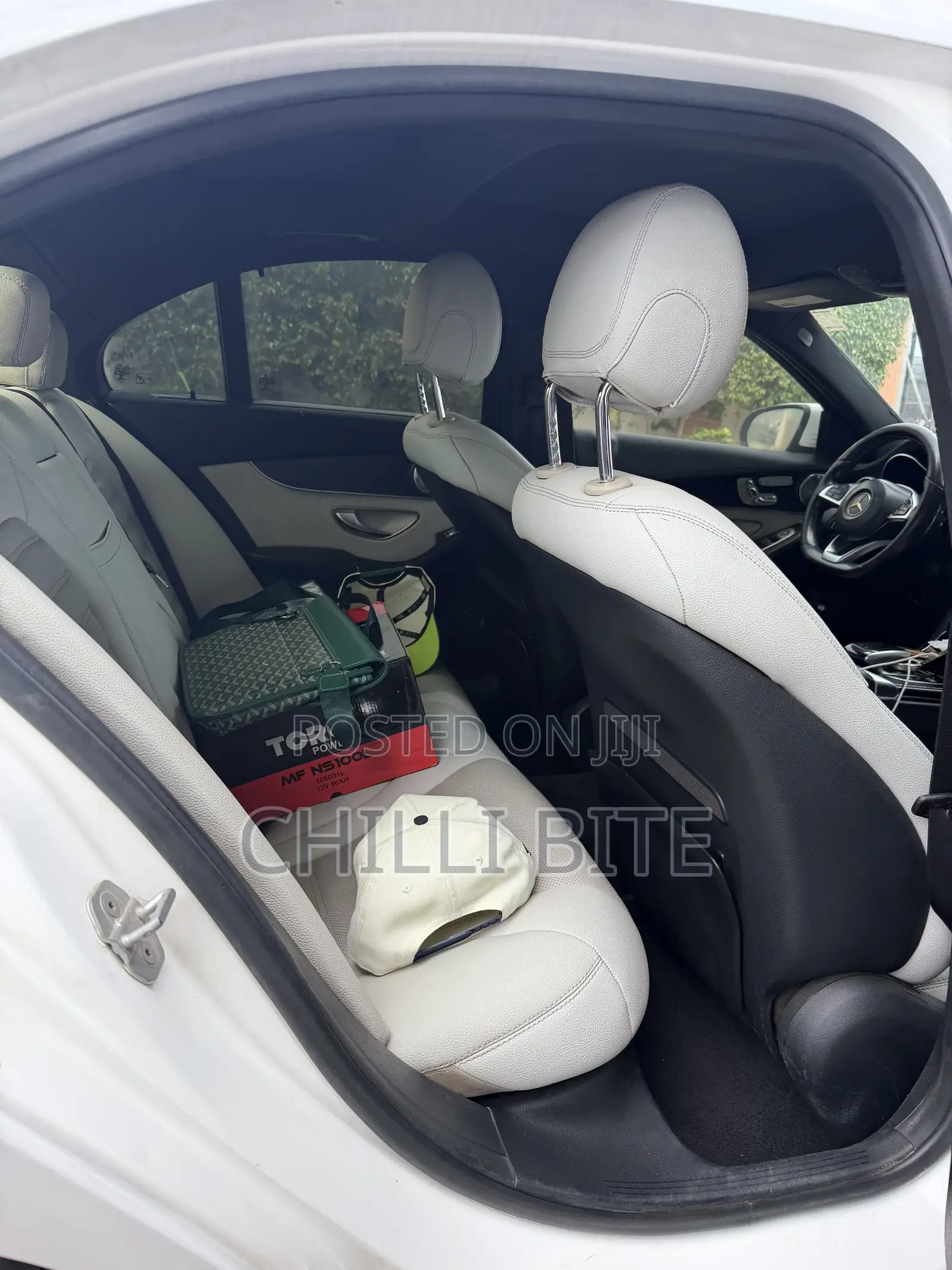 Mercedes-Benz C300 Luxury 4Matic Sedan AWD (2.0L 4cyl 7A) 2016 White