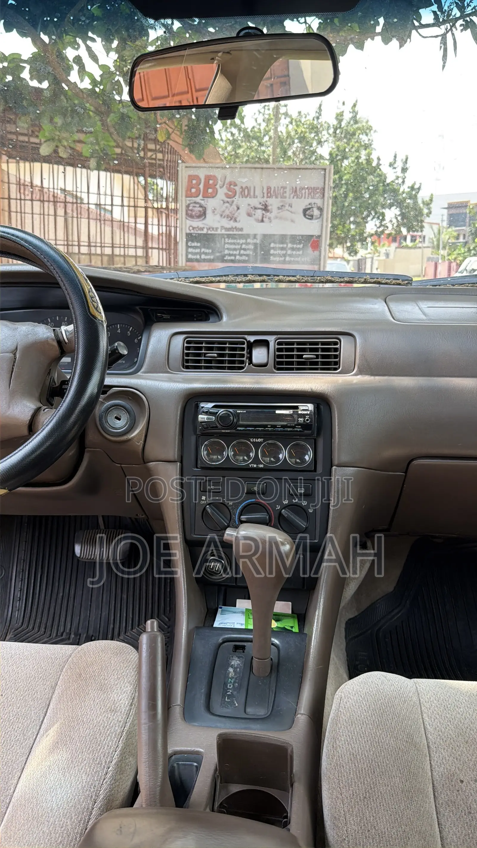 Toyota Camry LE 4dr Sedan (2.2L 4cyl 4A) 2000 Beige